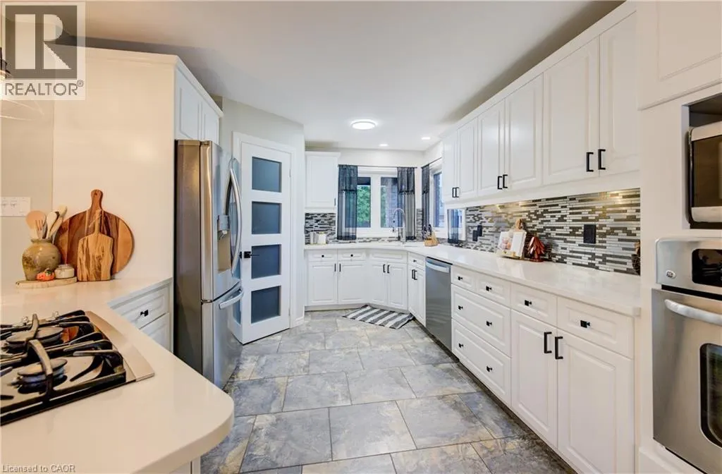28 MUSSELMAN Crescent