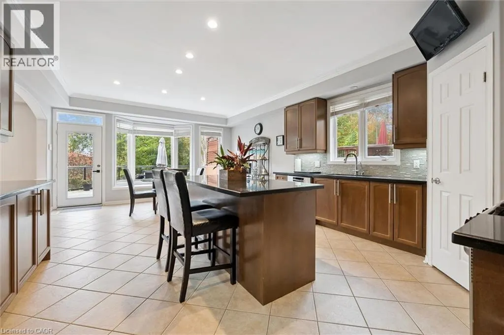 305 PINE VALLEY Drive