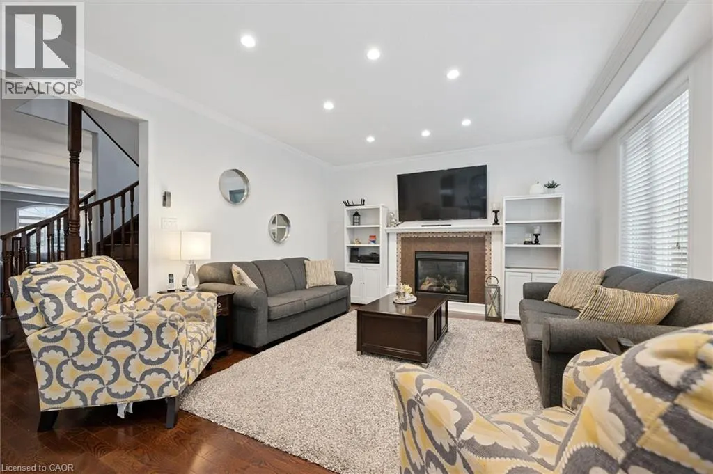 305 PINE VALLEY Drive