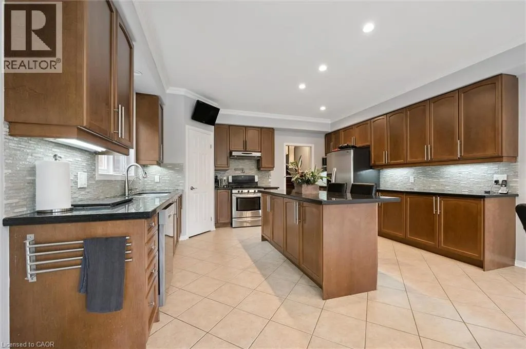 305 PINE VALLEY Drive