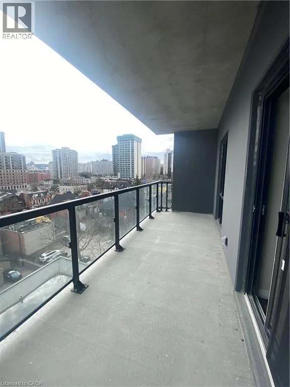 15 QUEEN Street S Unit# 913, #913