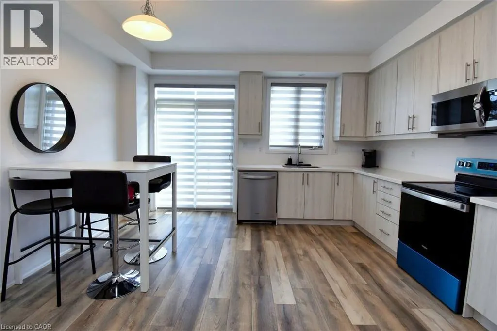 120 COURT Drive Unit# 66, #66