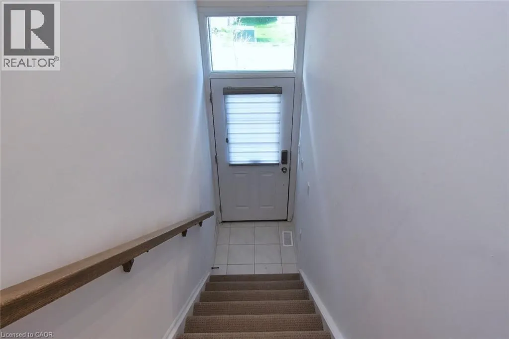 120 COURT Drive Unit# 66, #66