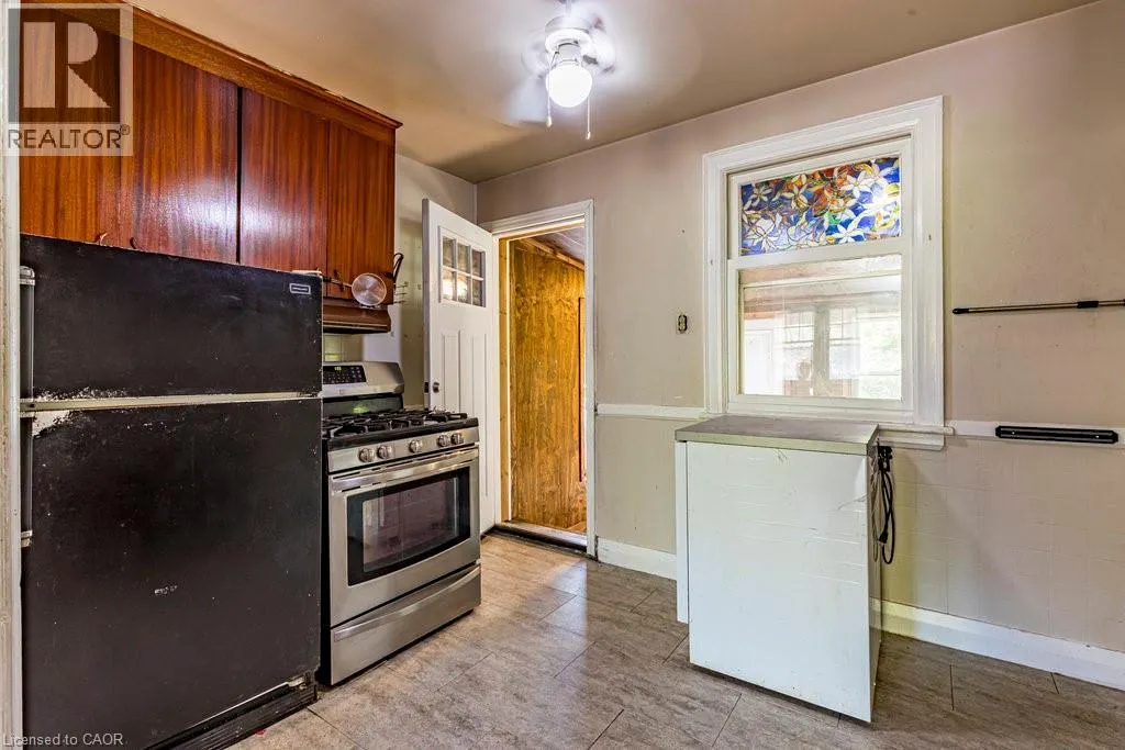 132 TOPE Crescent