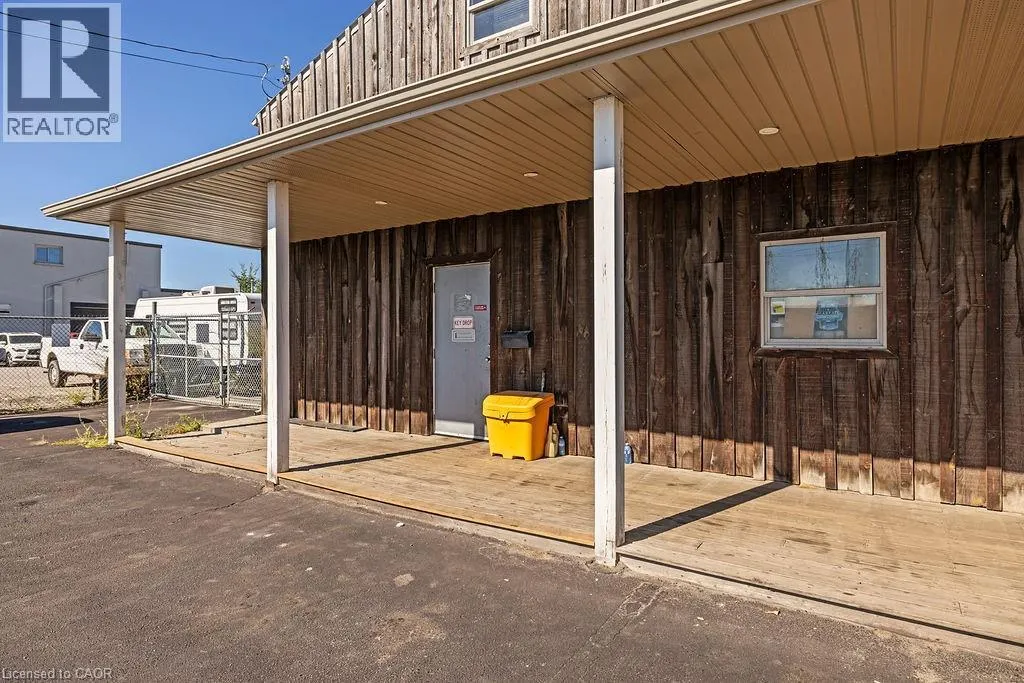 57 STEELES Avenue E