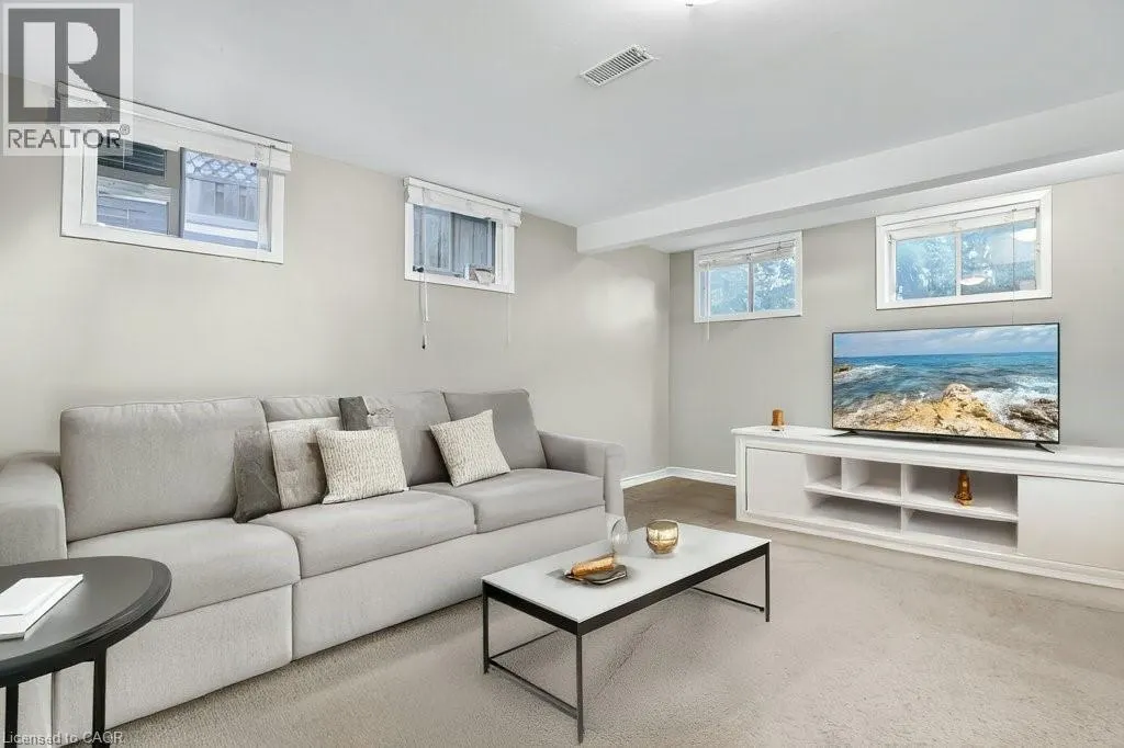 22 THISTLE Road