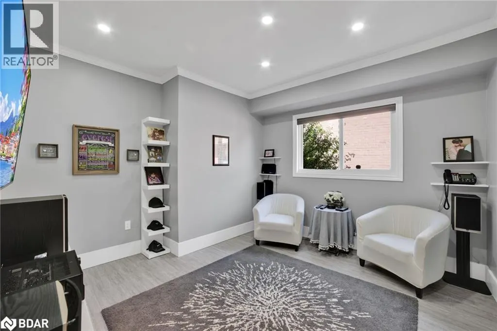 339 PARKLANE Road