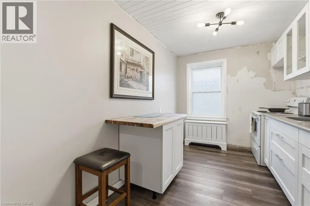 1755 KING Street E Unit# 9, #9