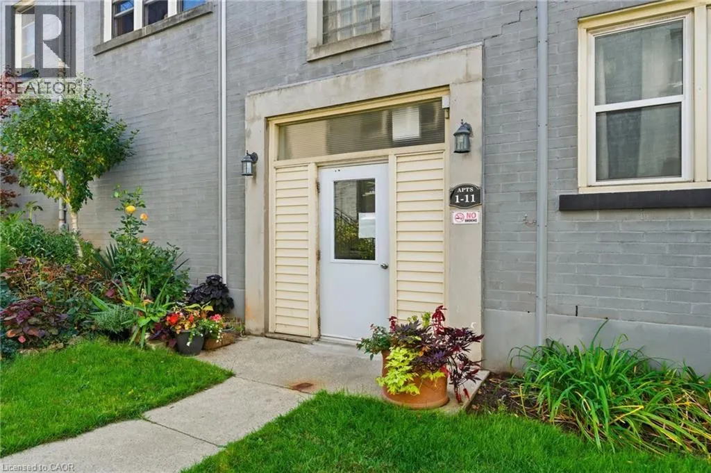 1755 KING Street E Unit# 9, #9