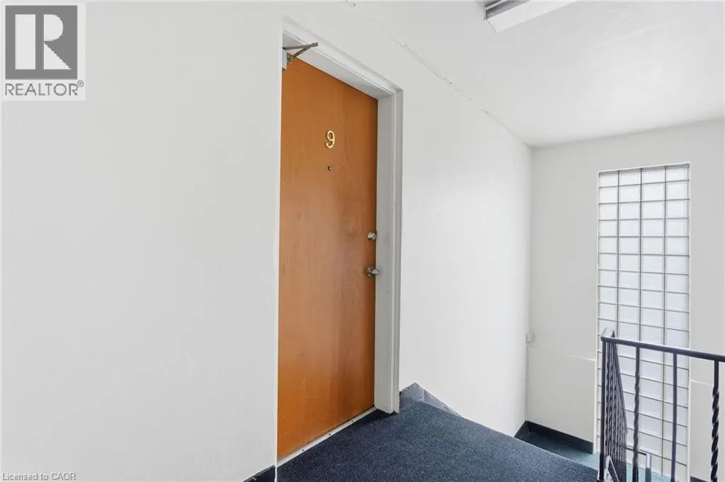 1755 KING Street E Unit# 9, #9