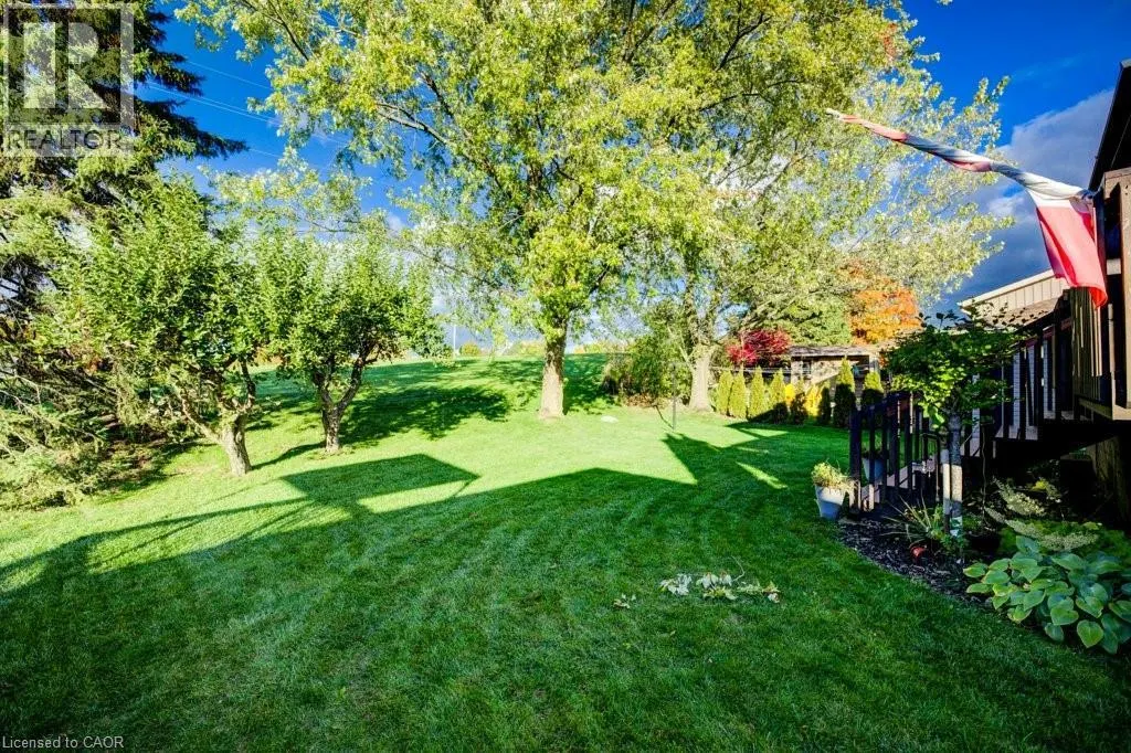 34 WILLOW GREEN Court