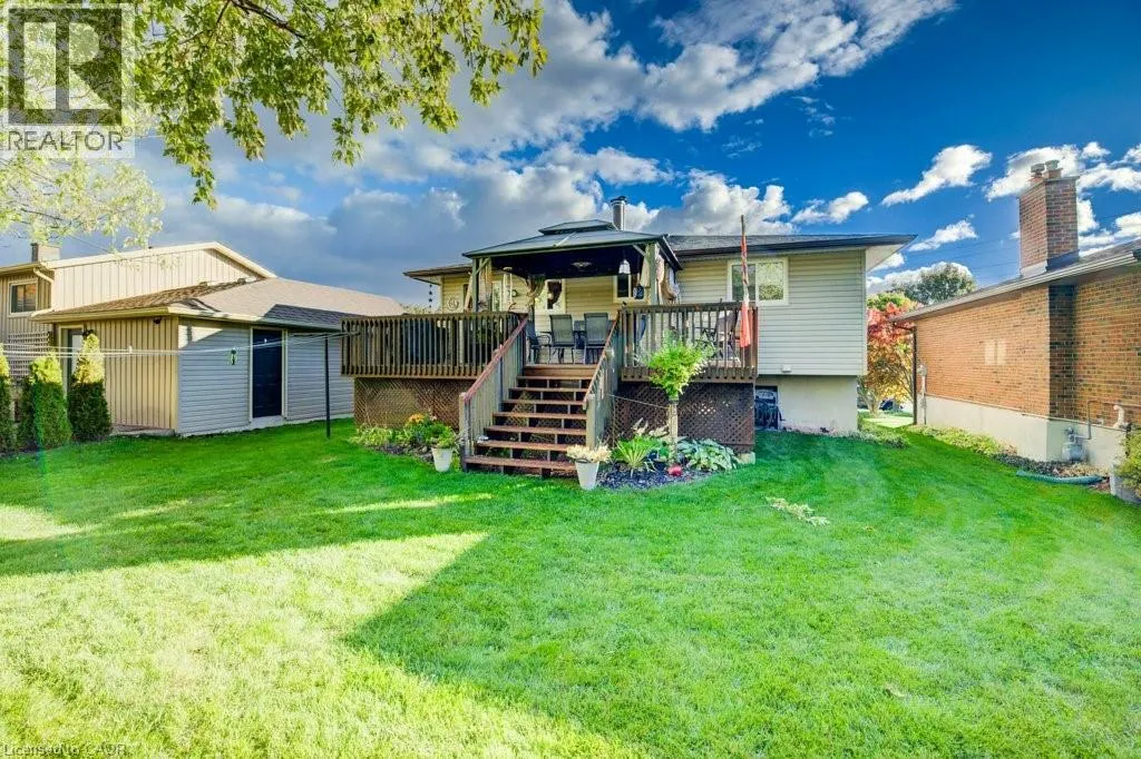 34 WILLOW GREEN Court
