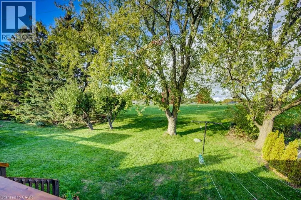 34 WILLOW GREEN Court