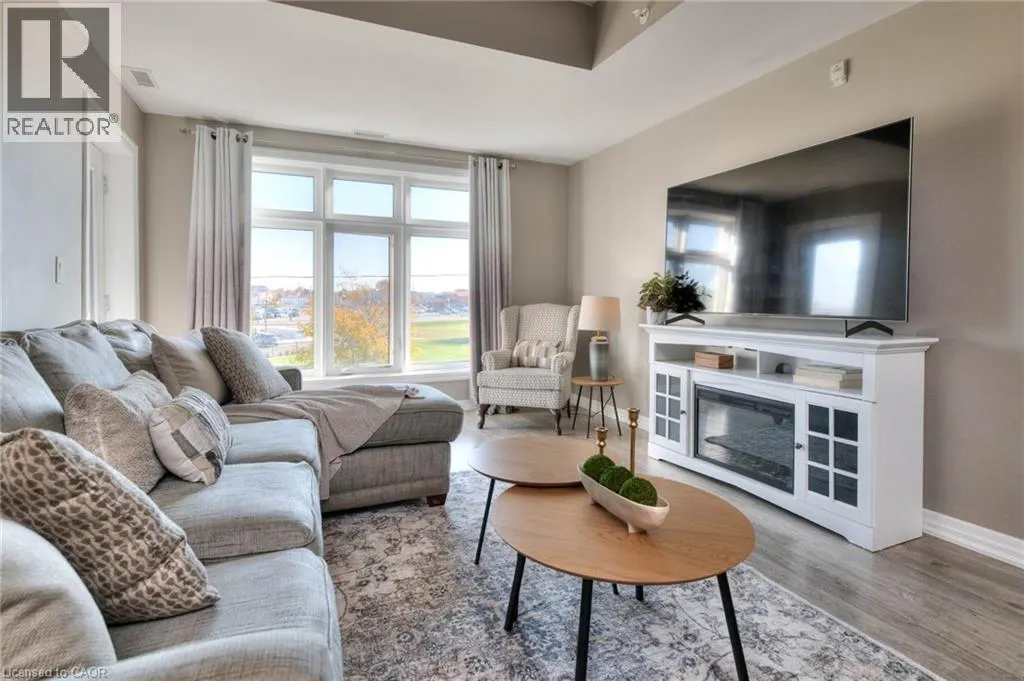 195 COMMONWEALTH STREET Street Unit# 210, #210