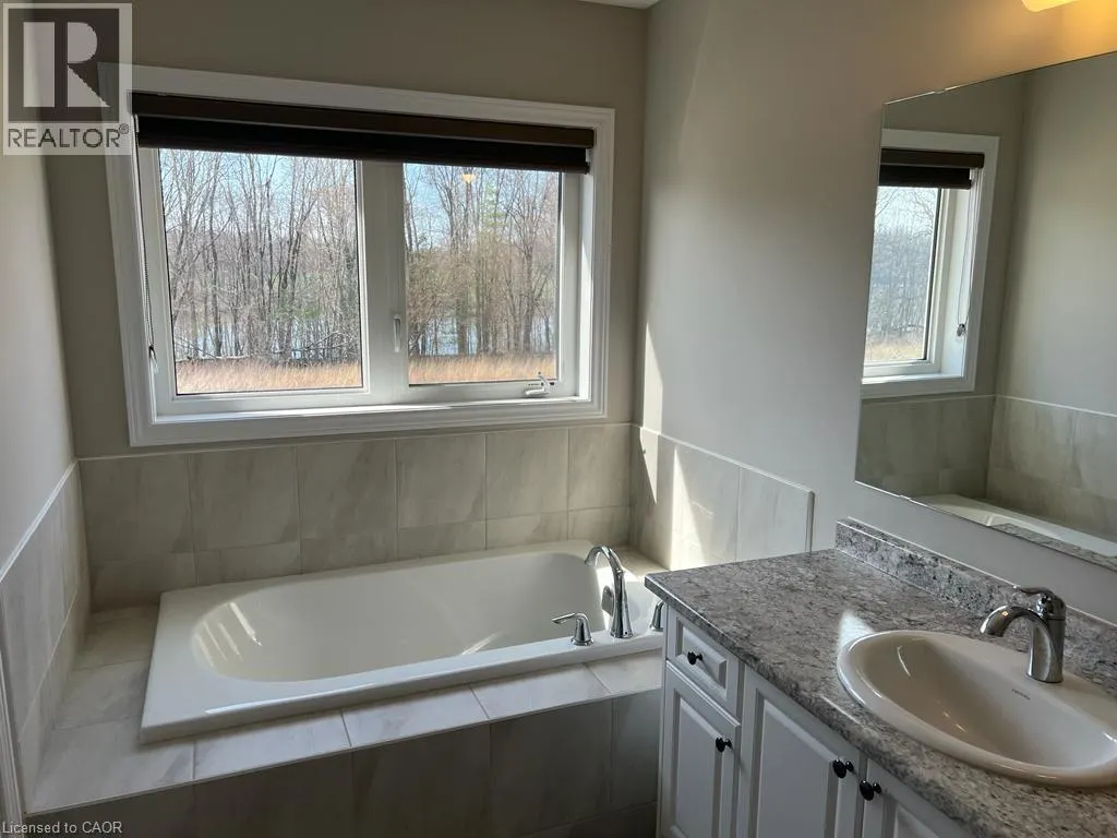 113 HARTLEY Avenue Unit# 14, #14