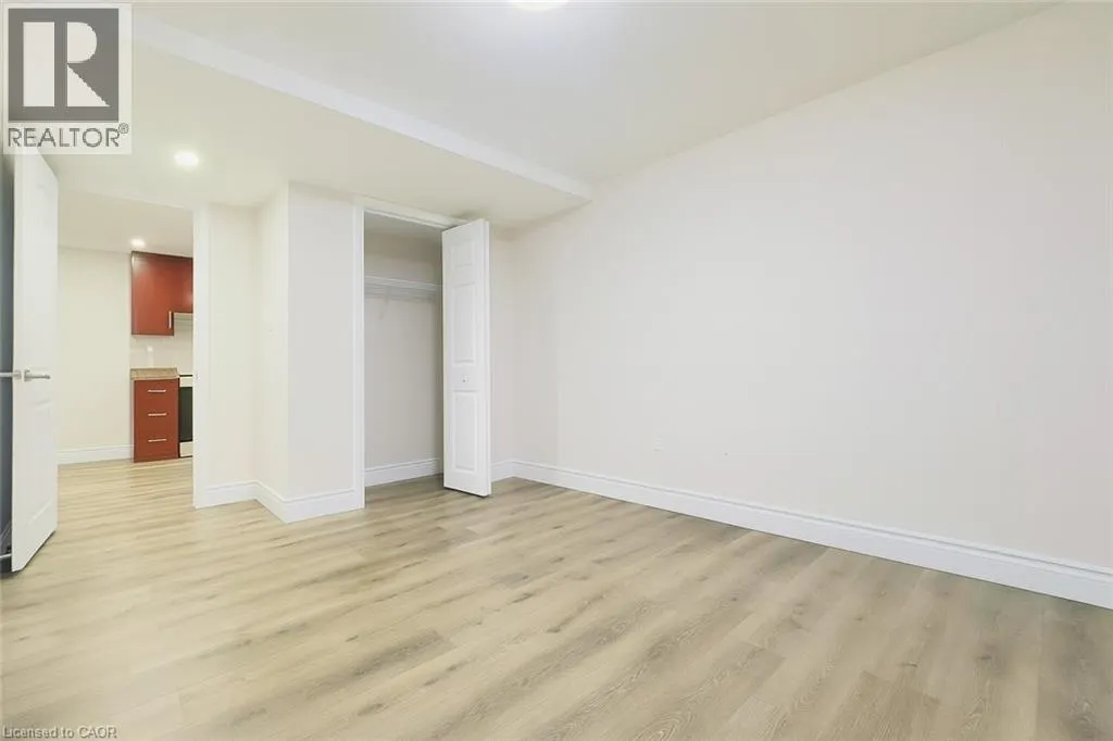 19 SASSAFRAS Street Unit# Lower, #Lower