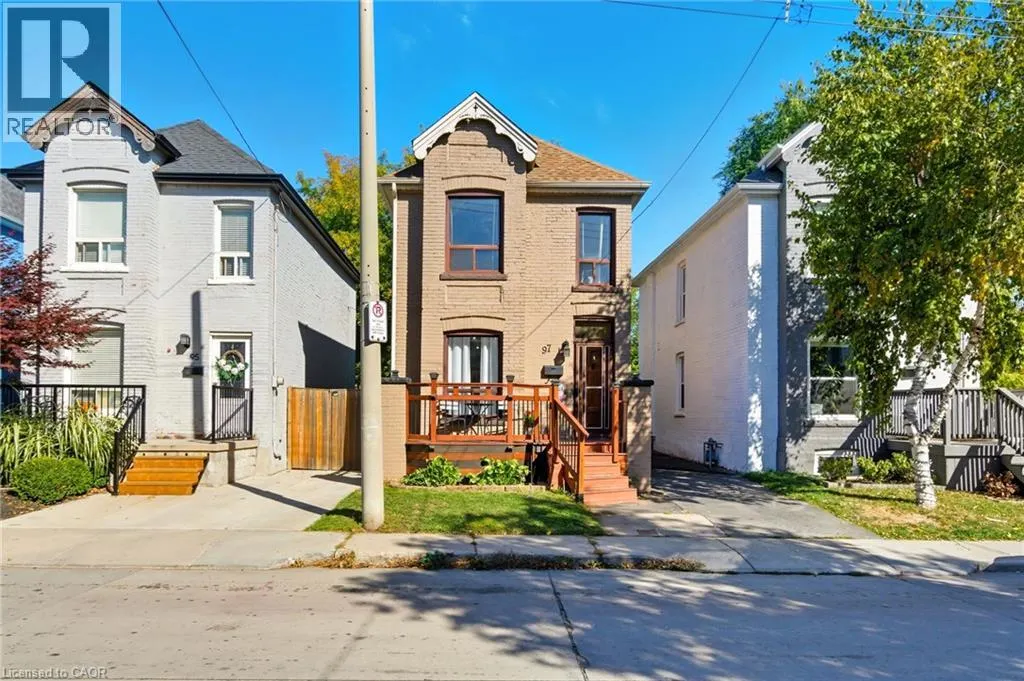 97 FRANCIS Street