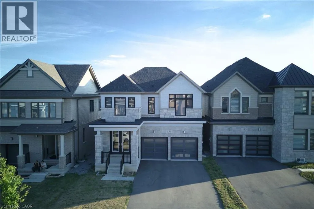 139 FAIREY CRESCENT Crescent