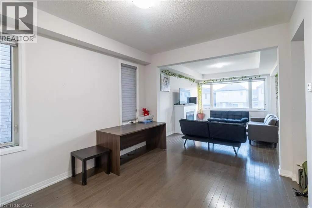 139 FAIREY CRESCENT Crescent