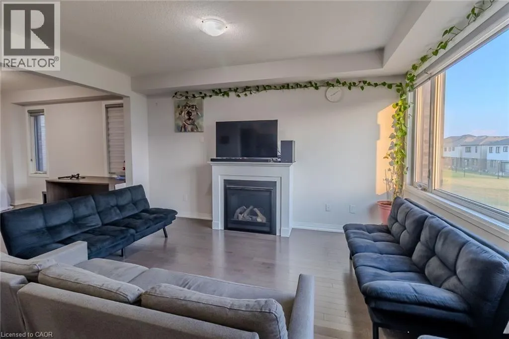 139 FAIREY CRESCENT Crescent