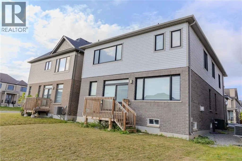 139 FAIREY CRESCENT Crescent