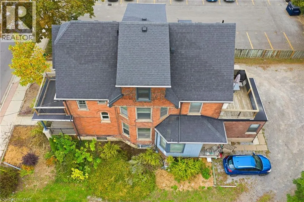 180 ONTARIO Street