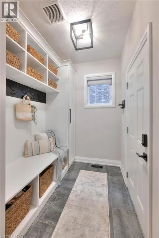 231 FOREST CREEK Drive
