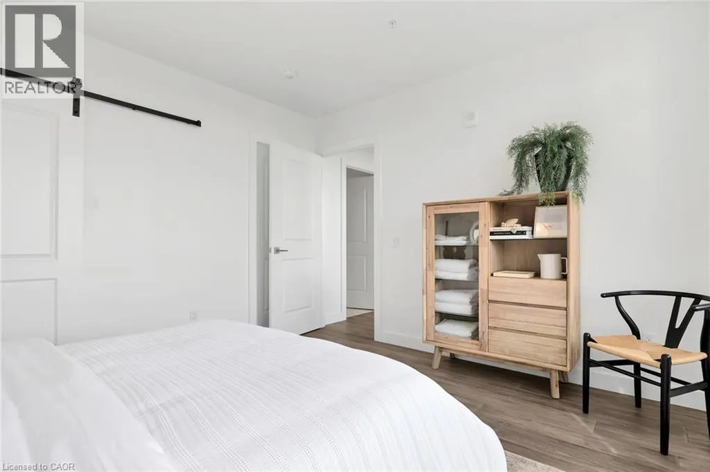50 GRAND Avenue S Unit# 1906, #1906