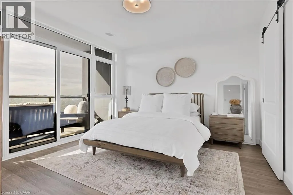 50 GRAND Avenue S Unit# 1906, #1906