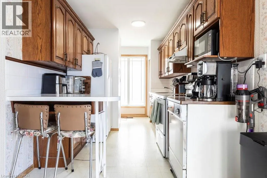 112 NASH Road S