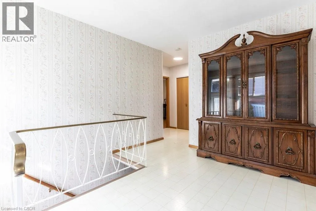 112 NASH Road S