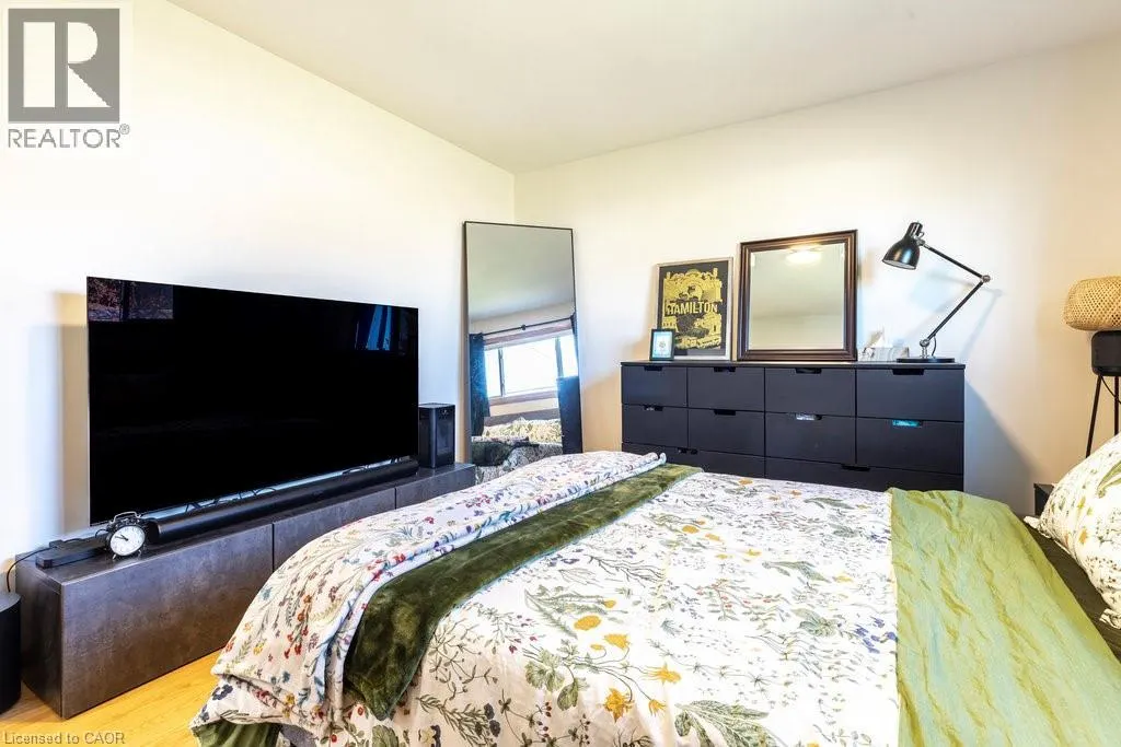 112 NASH Road S