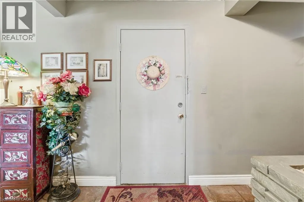 510 QUEENSTON Road Unit# 103, #103