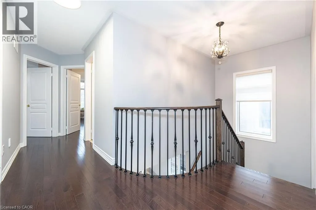 19 MCKNIGHT Avenue