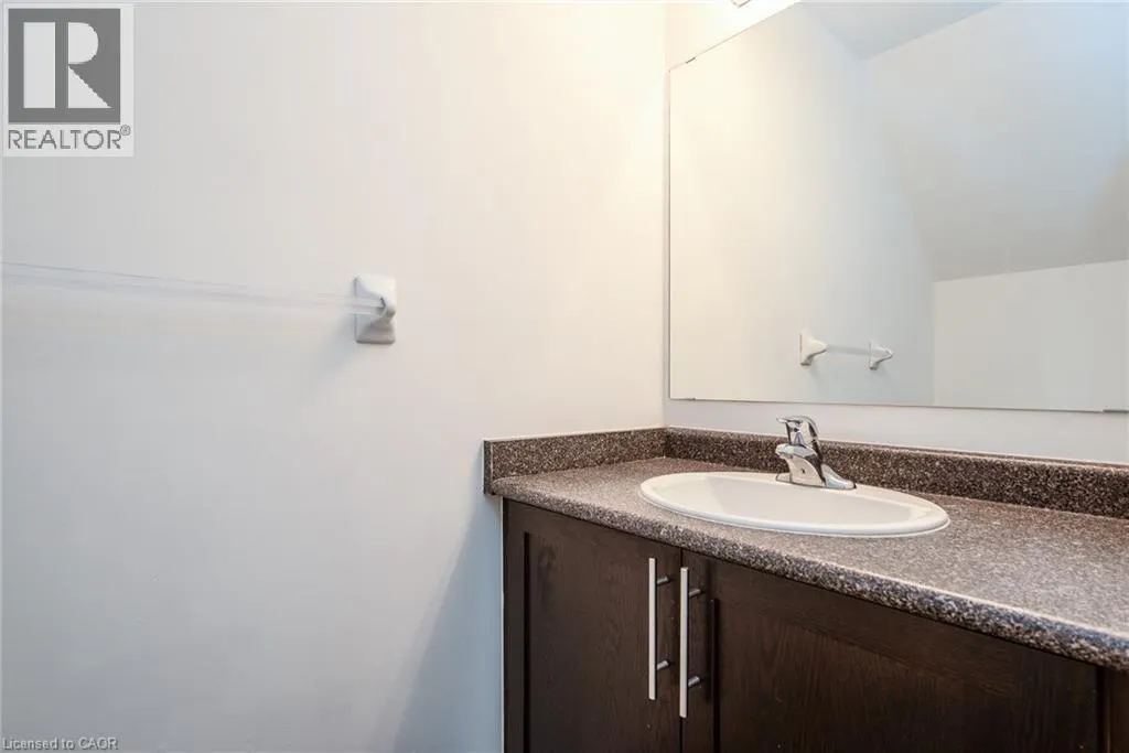 950 HIGHLAND Drive W Unit# 32, #32