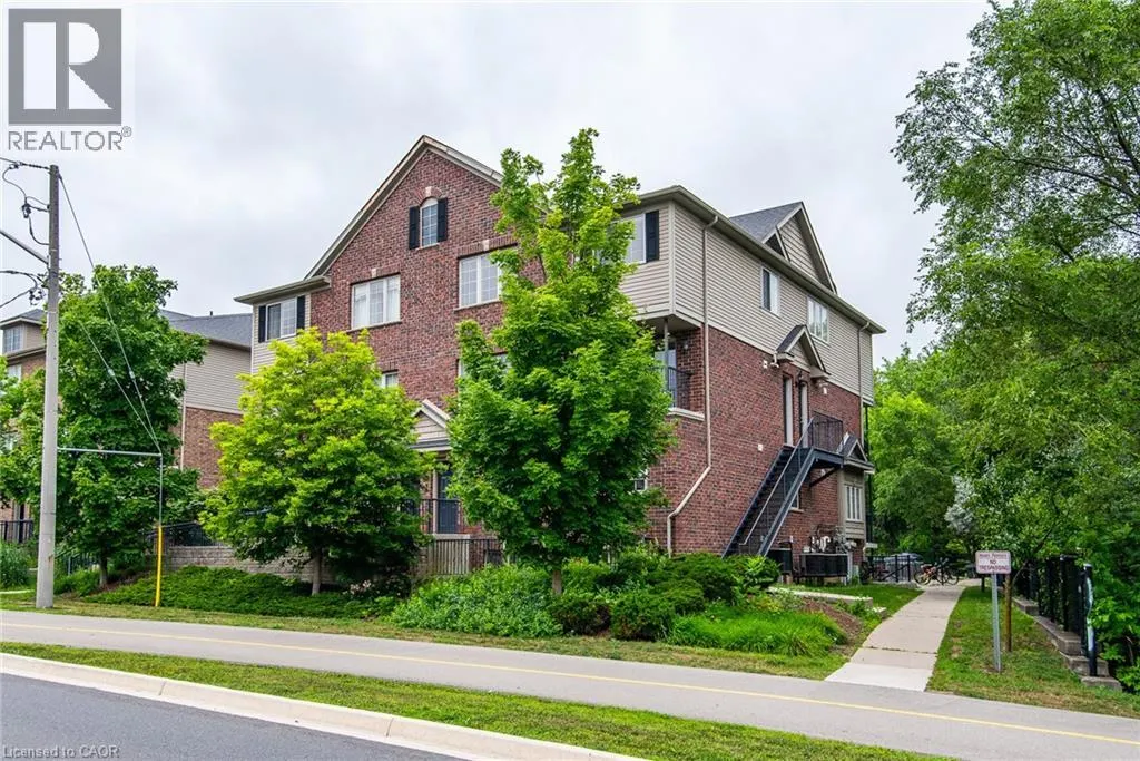 950 HIGHLAND Drive W Unit# 32, #32