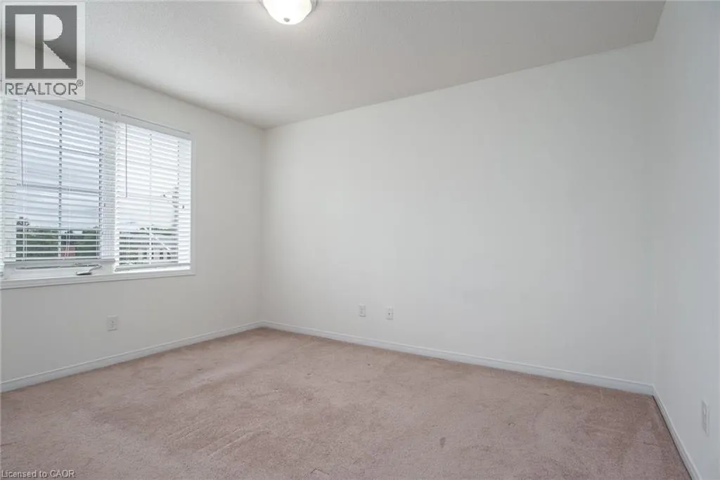 950 HIGHLAND Drive W Unit# 32, #32