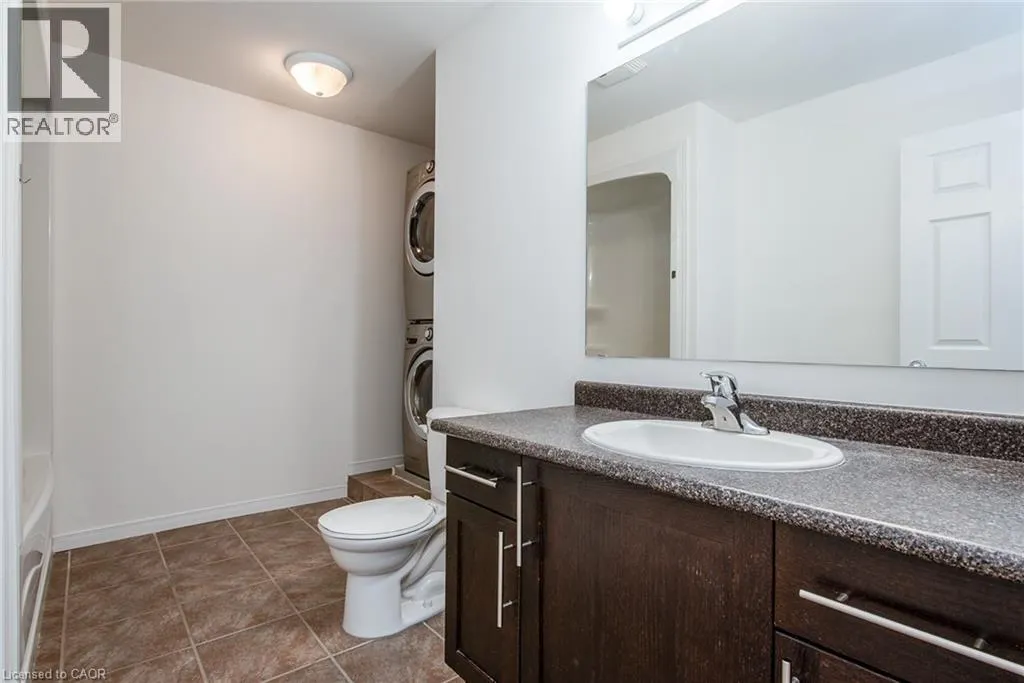 950 HIGHLAND Drive W Unit# 32, #32