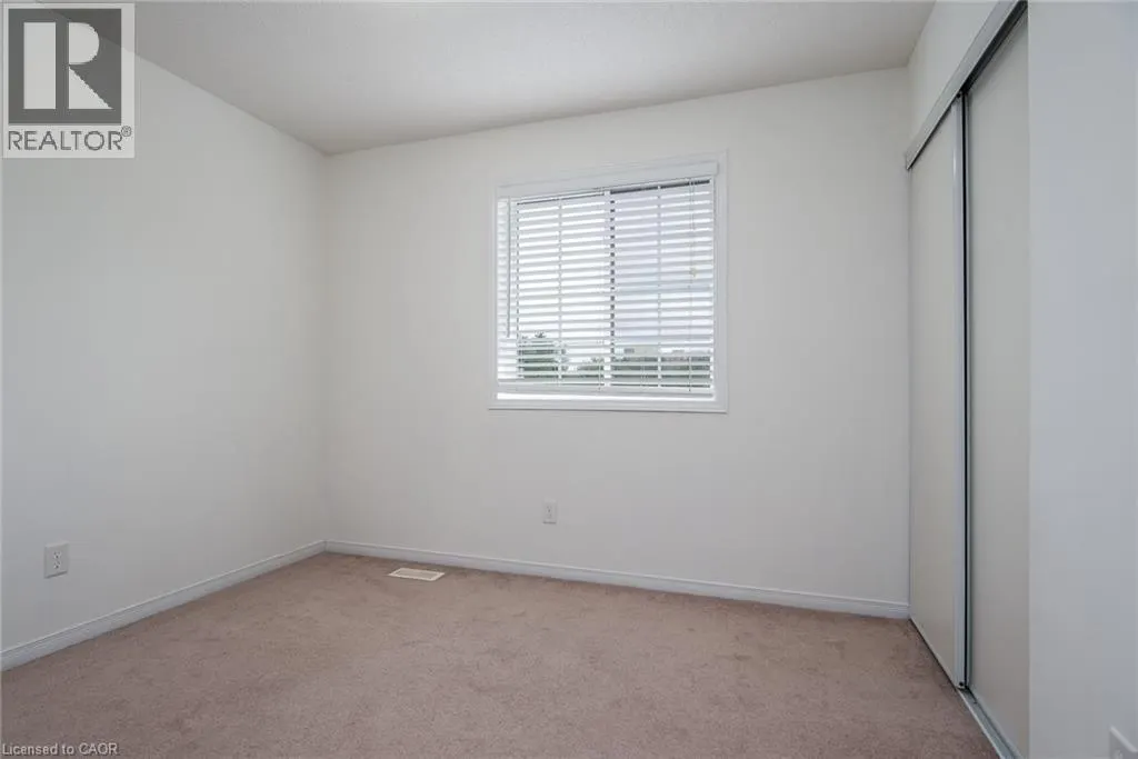 950 HIGHLAND Drive W Unit# 32, #32