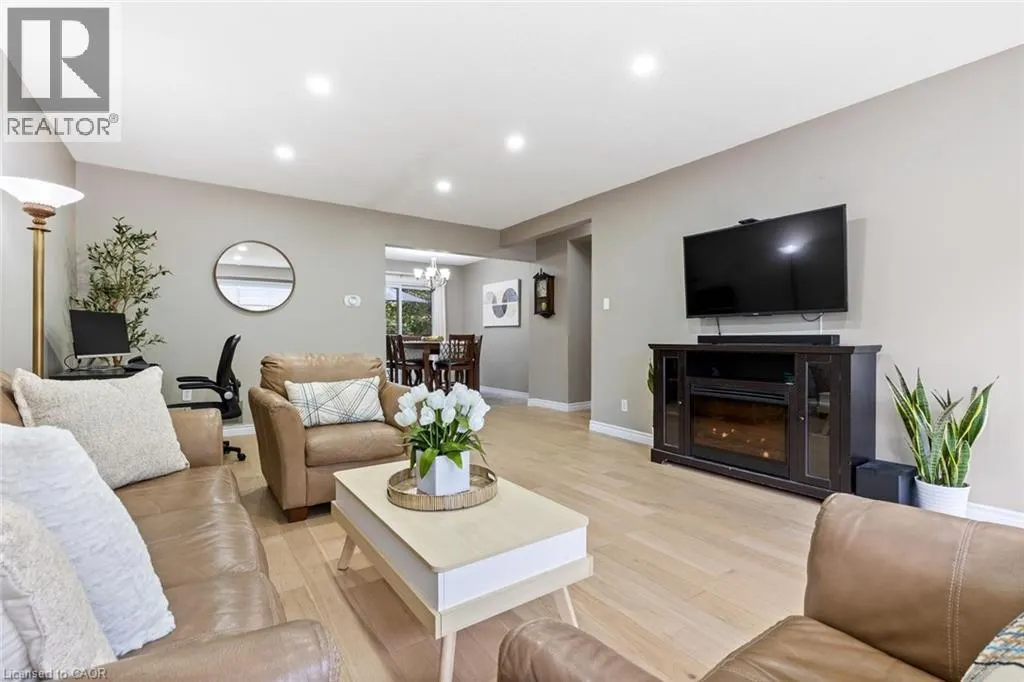 49 CEDARWOODS Crescent Unit# 48, #48