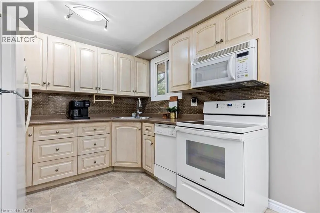 49 CEDARWOODS Crescent Unit# 48, #48