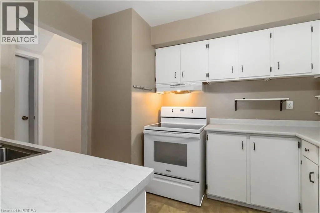 671 WEST Street Unit# B, #B