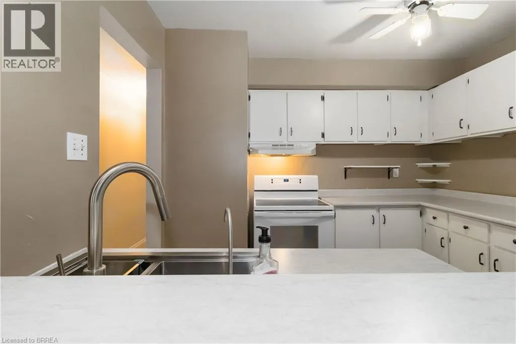 671 WEST Street Unit# B, #B