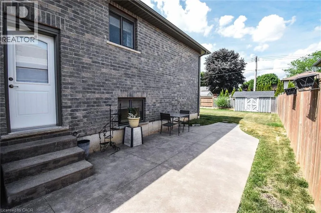 295 COURTLAND Street