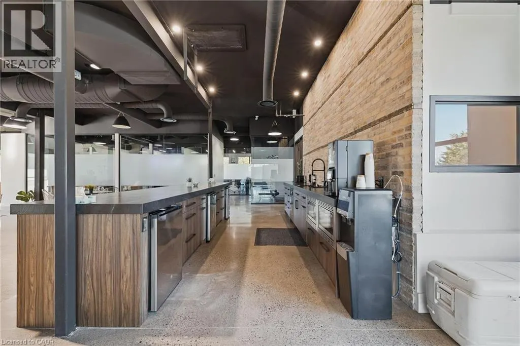 675 RIVERBEND Drive Unit# 109, #109