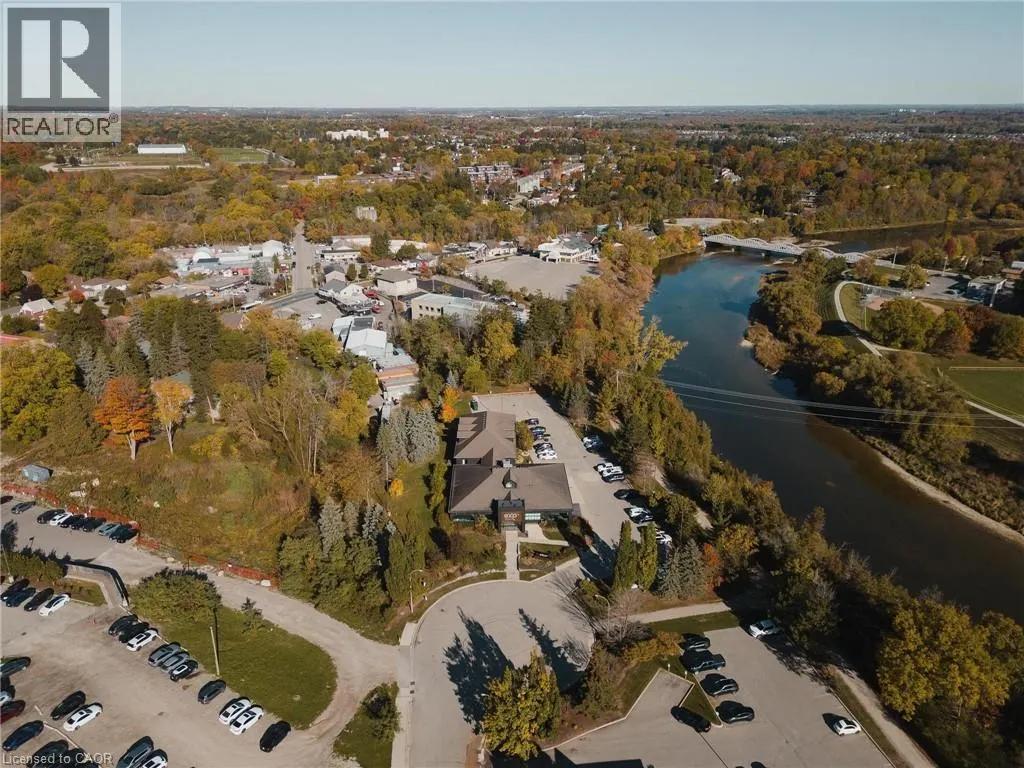 675 RIVERBEND Drive Unit# 109, #109