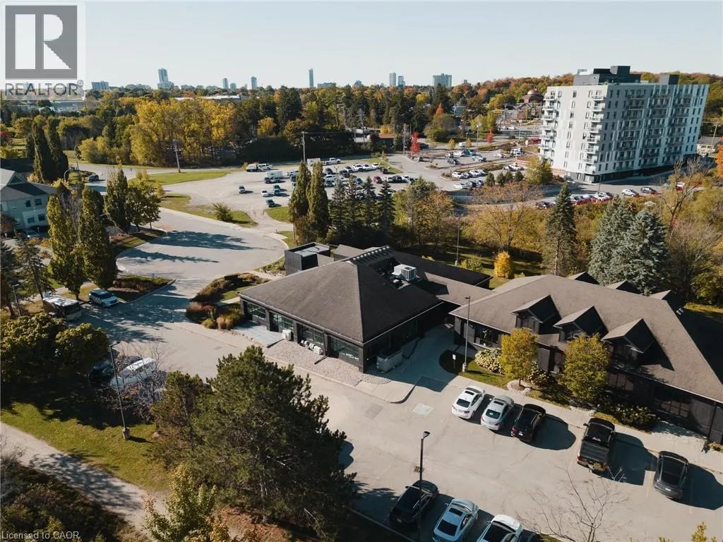 675 RIVERBEND Drive Unit# 109, #109