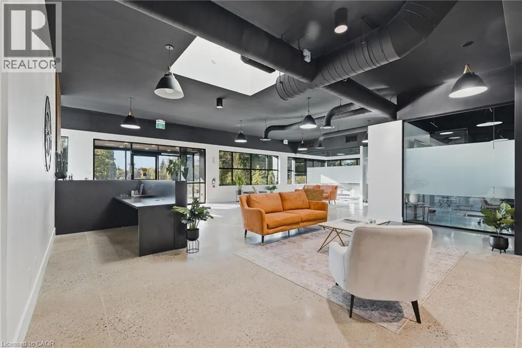 675 RIVERBEND Drive Unit# 109, #109