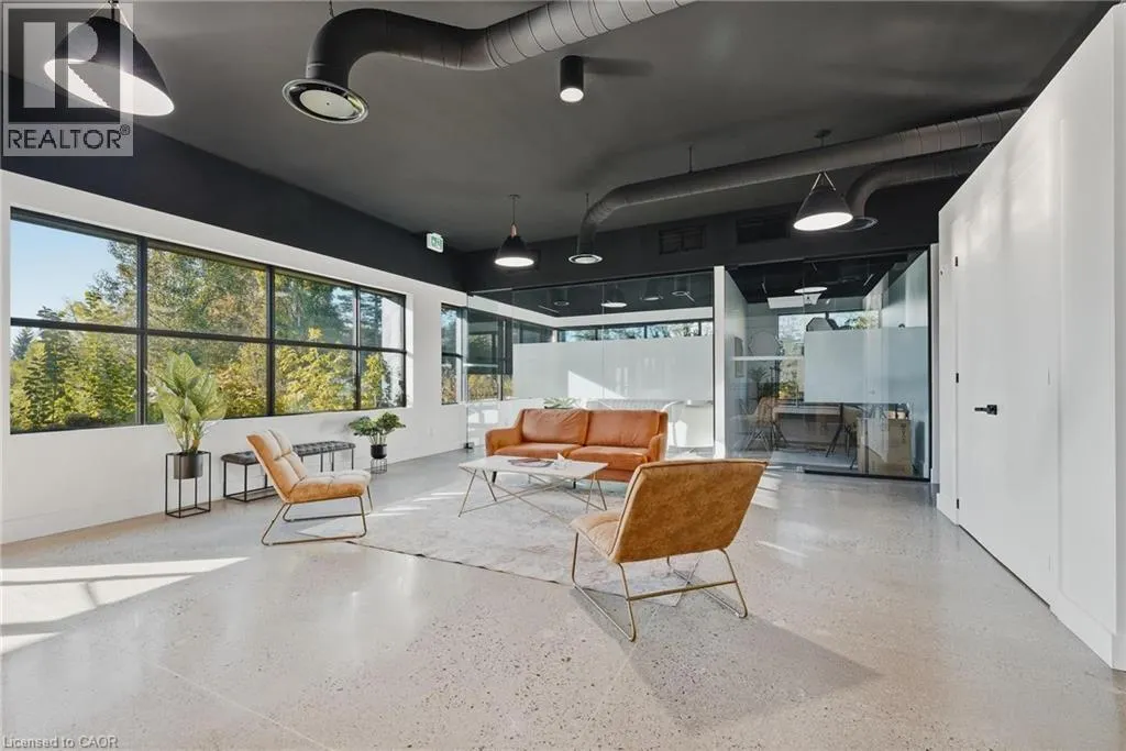 675 RIVERBEND Drive Unit# 109, #109