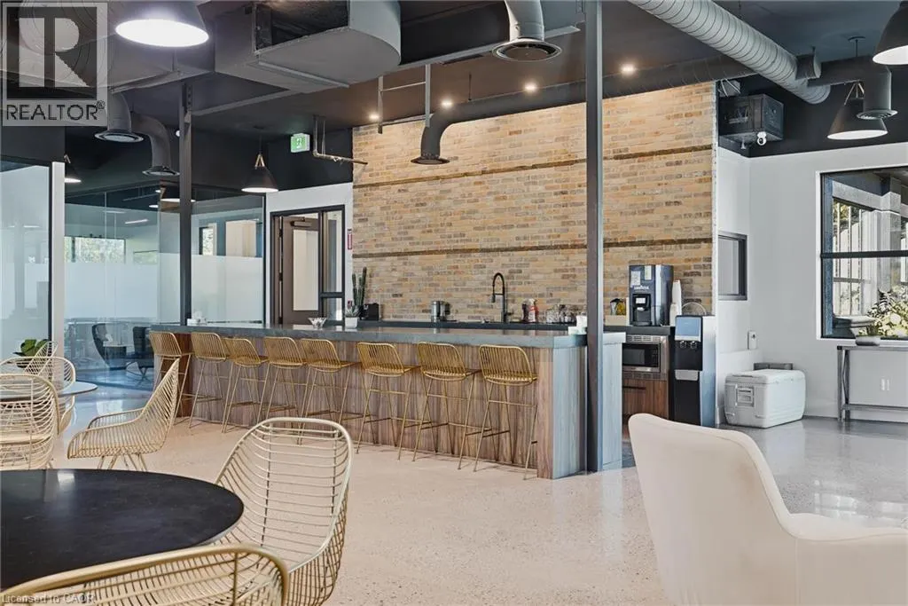 675 RIVERBEND Drive Unit# 109, #109